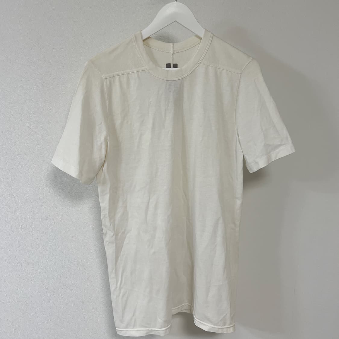 릭오웬스 15FW "SPHINX" 레벨 티셔츠 밀크 상품이미지3