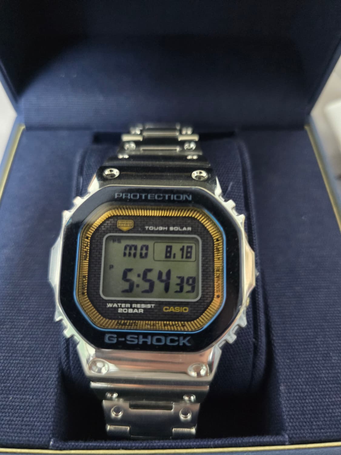 지샥 GMW-B5000SS 50주년 시계 팝니다. 상품이미지3