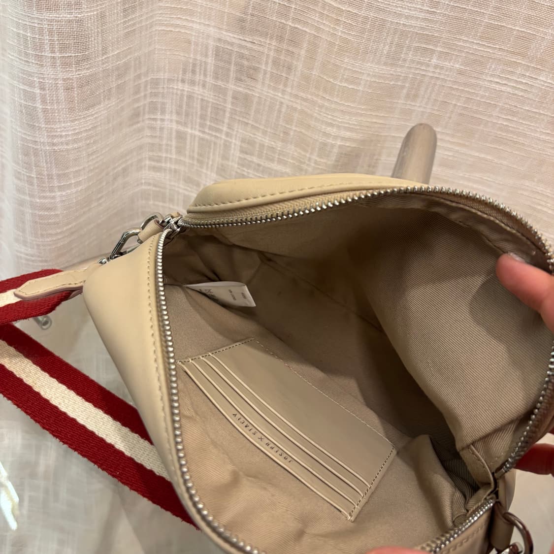 정품 조셉앤스테이시 소가죽 크로스백    상품이미지9