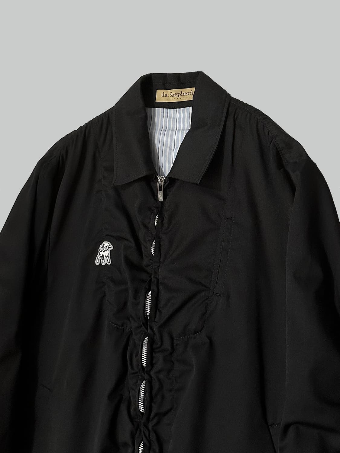 언더커버 셰퍼드 축융 퍼커링 자켓 블랙 상품이미지3