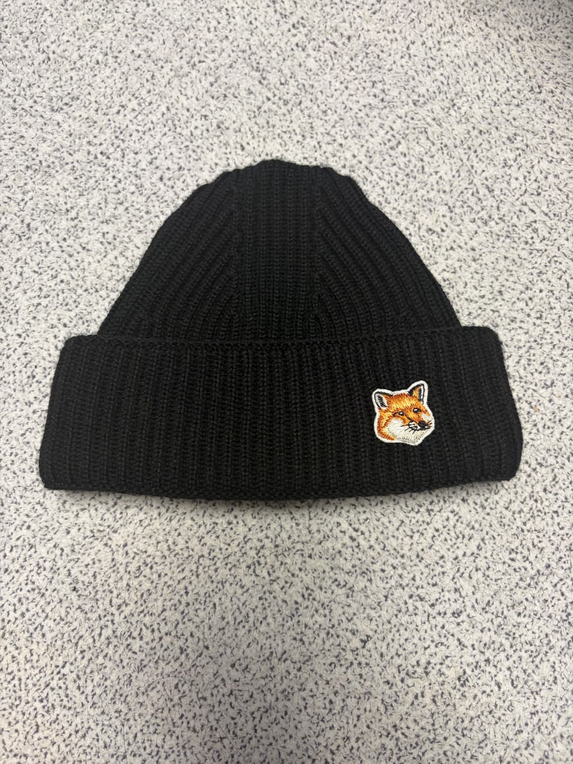메종키츠네 폭스 헤드 블랙 비니 상품이미지1