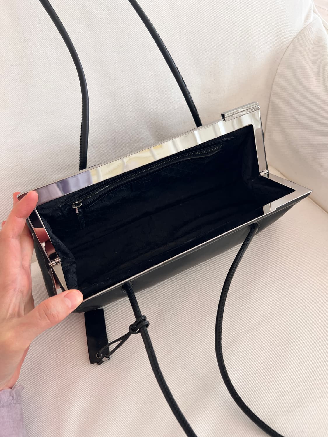 구찌 빈티지 블랙 레더 이스트웨스트 숄더백 상품이미지4