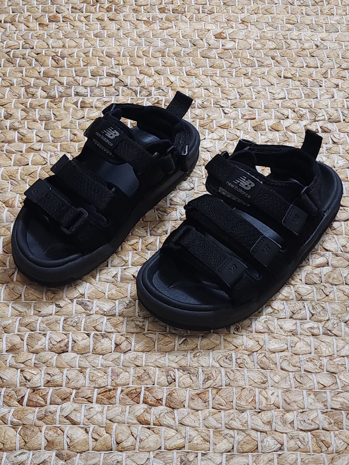 (235)뉴발란스 카라반 crv 샌들  상품이미지1