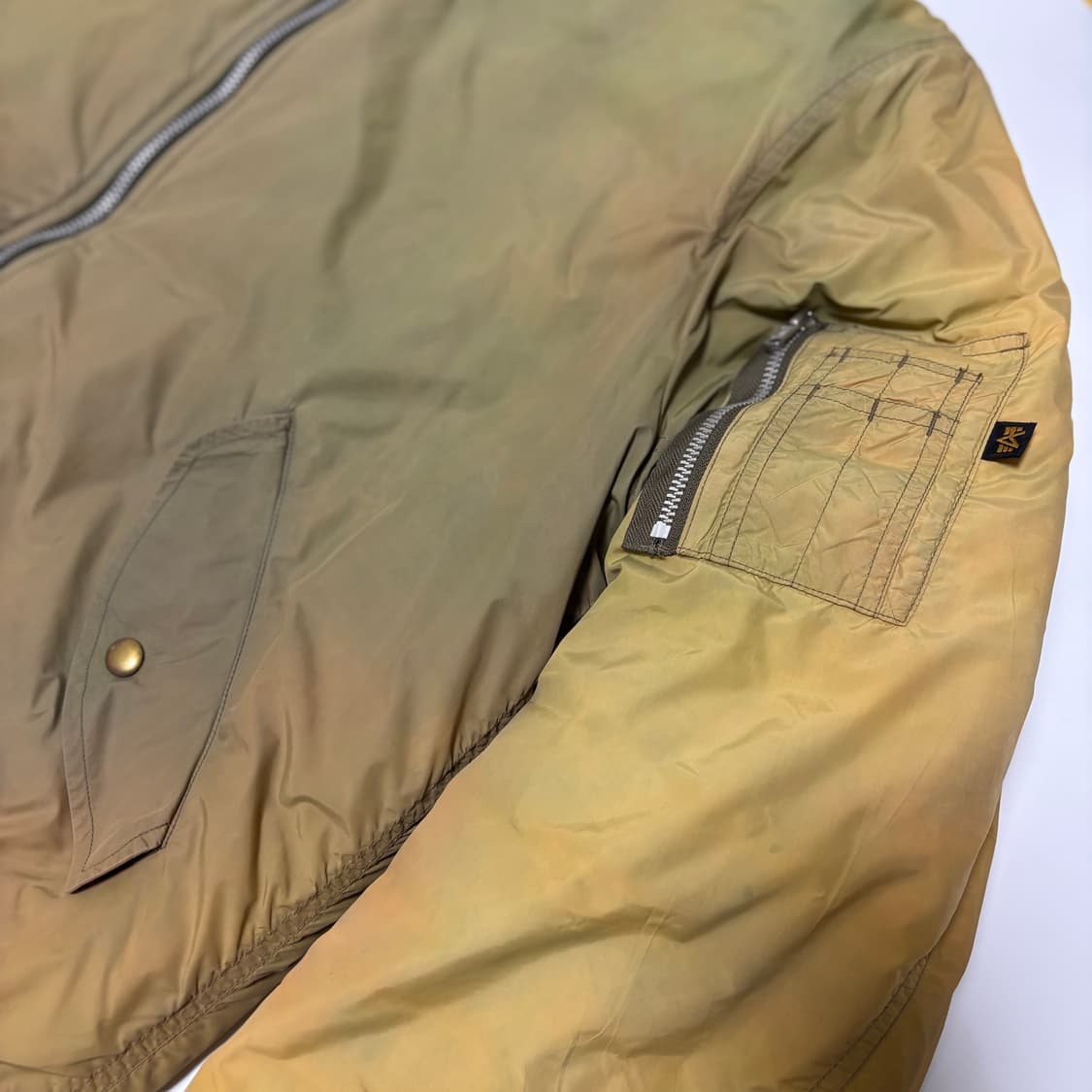 알파 인더스트리 MA-1 항공 점퍼 상품이미지3