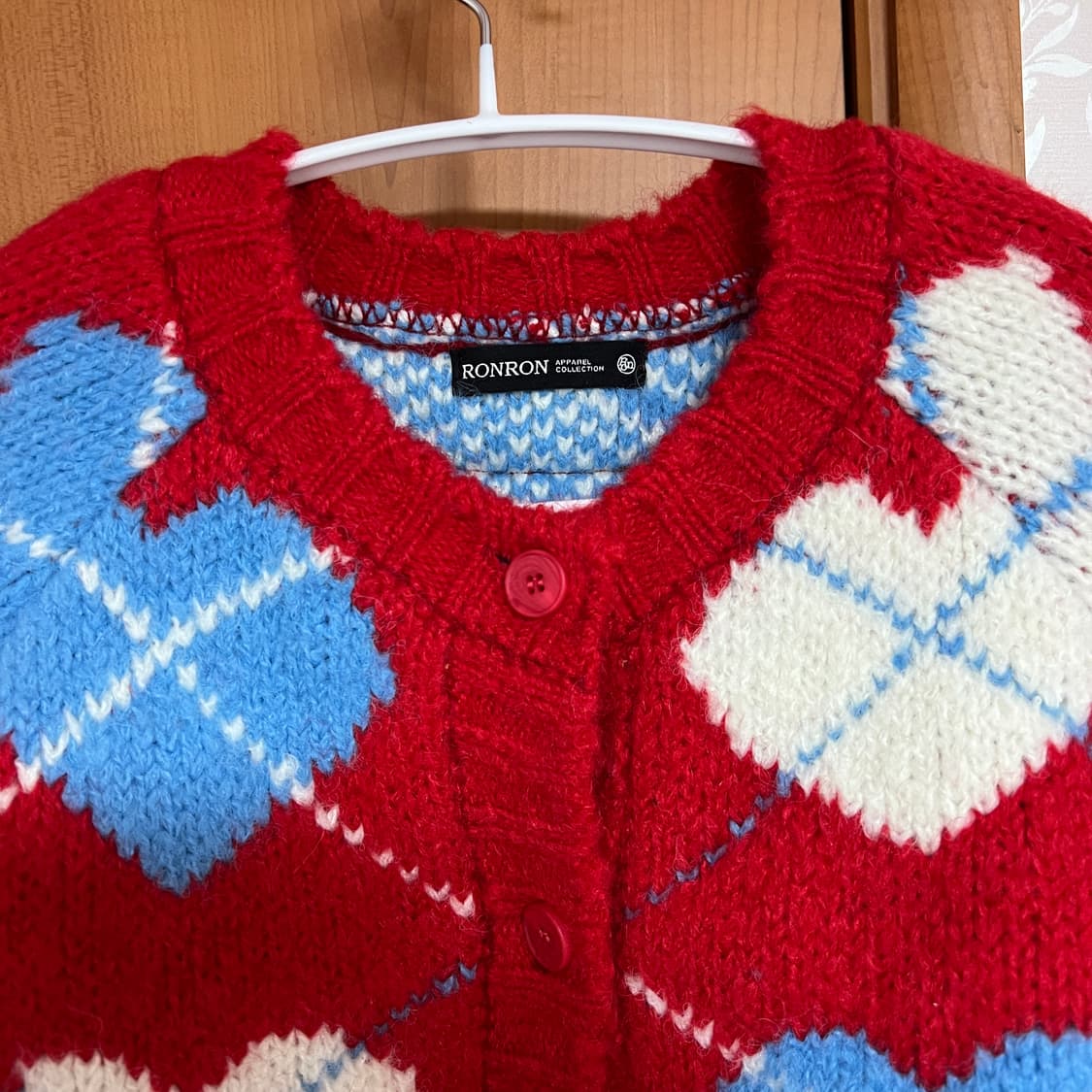 론론 하트 아가일 가디건 레드 상품이미지1