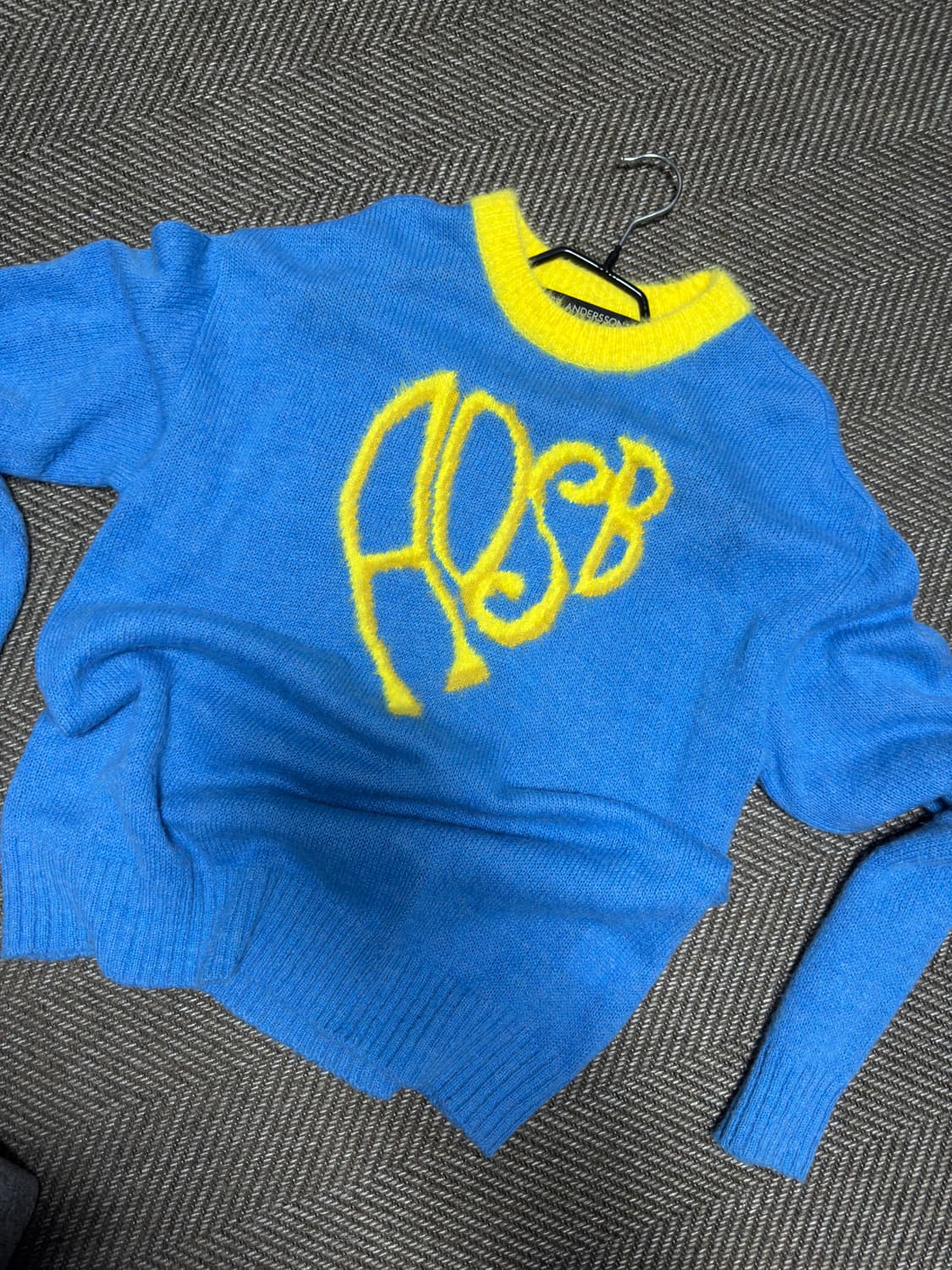 앤더슨벨 블루 오버 니트 S/M 상품이미지1