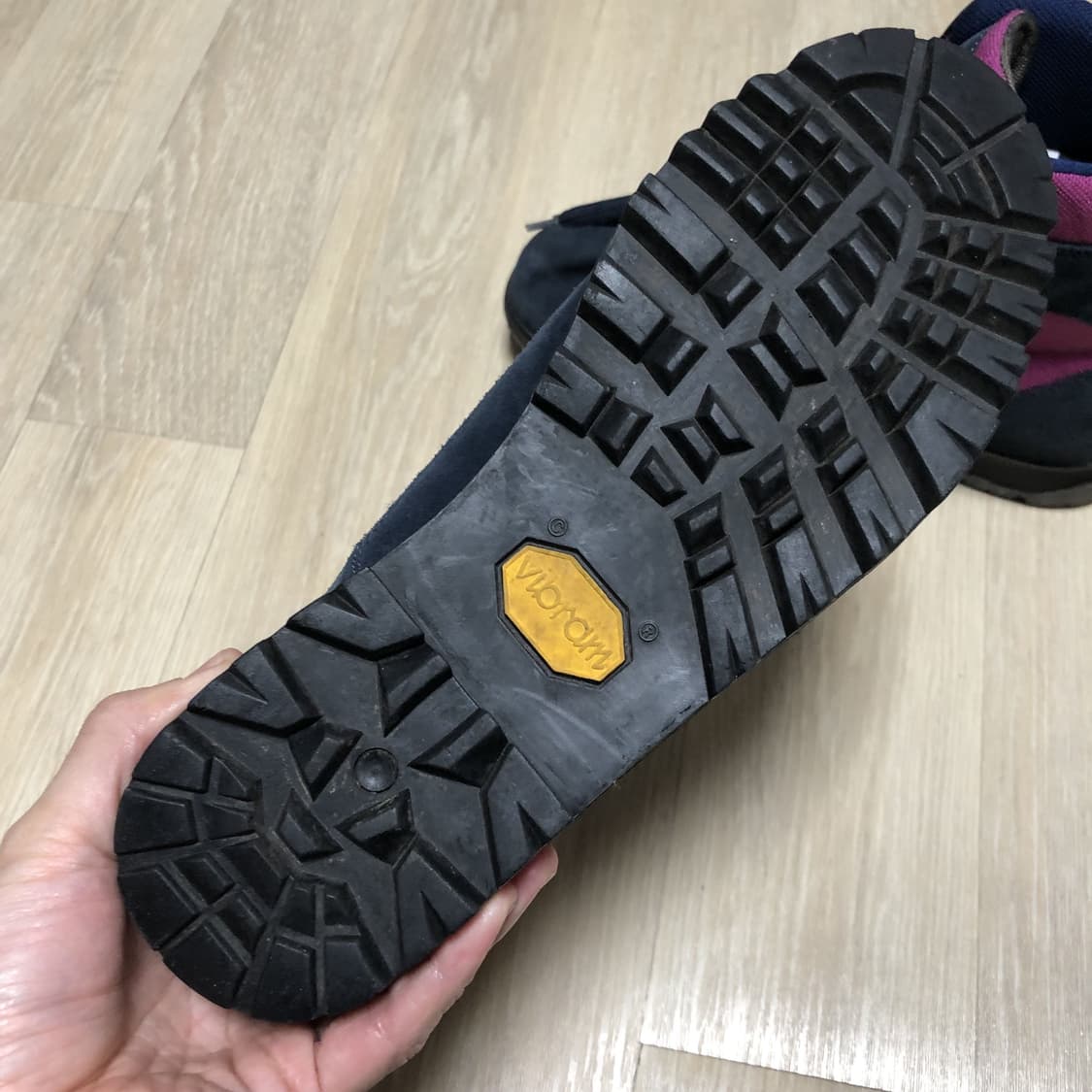 (250-255) AKU AIR 8000 이태리제 비브람 고어텍스 부츠 상품이미지3