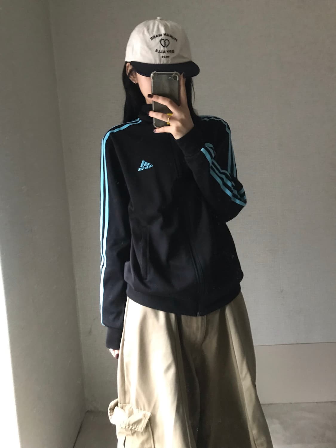 아디다스 블랙 연하늘 져지 상품이미지5