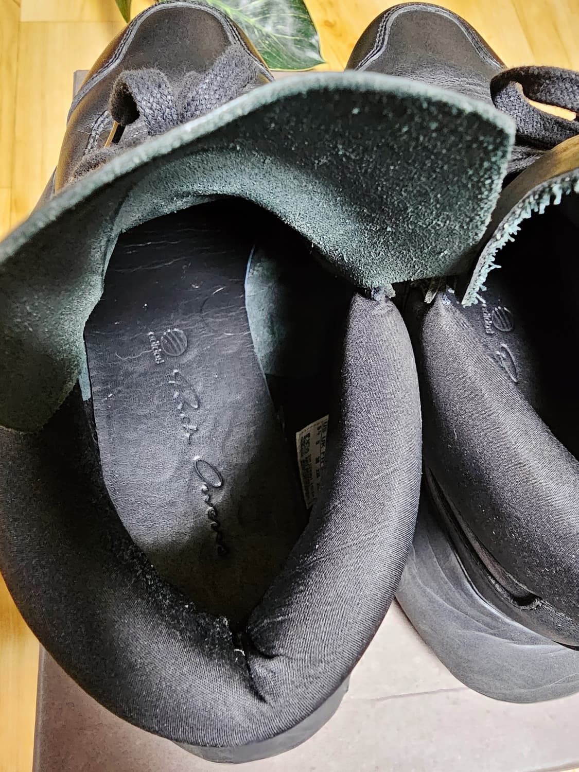 릭오웬스 x 아디다스 러너 (235~245) 상품이미지5