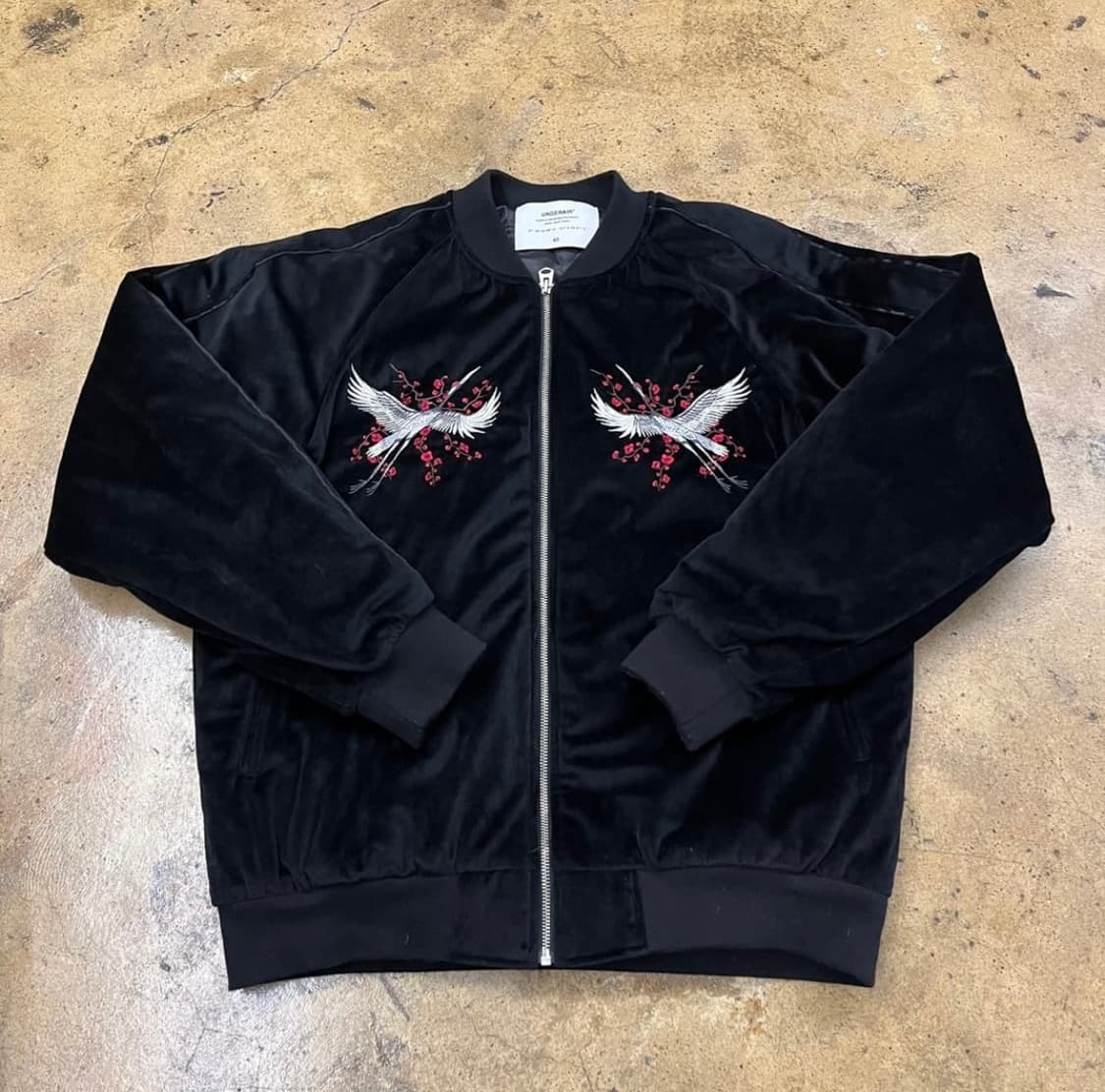 언더에어 자수 벨벳 스카쟌 자켓 b18 상품이미지1