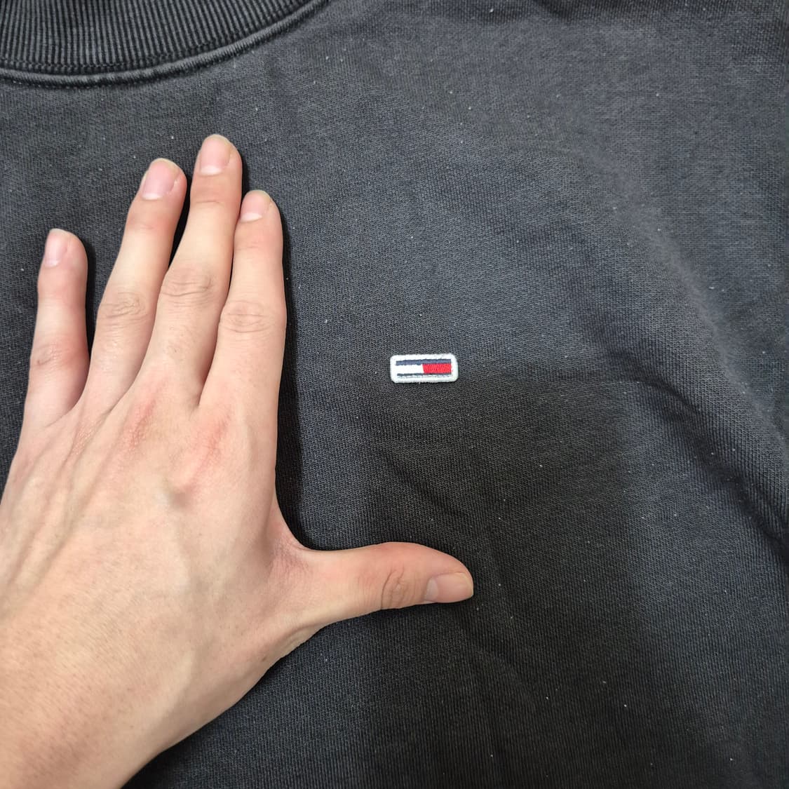 타미힐피거 진스 미니플래그 맨투맨 상품이미지4