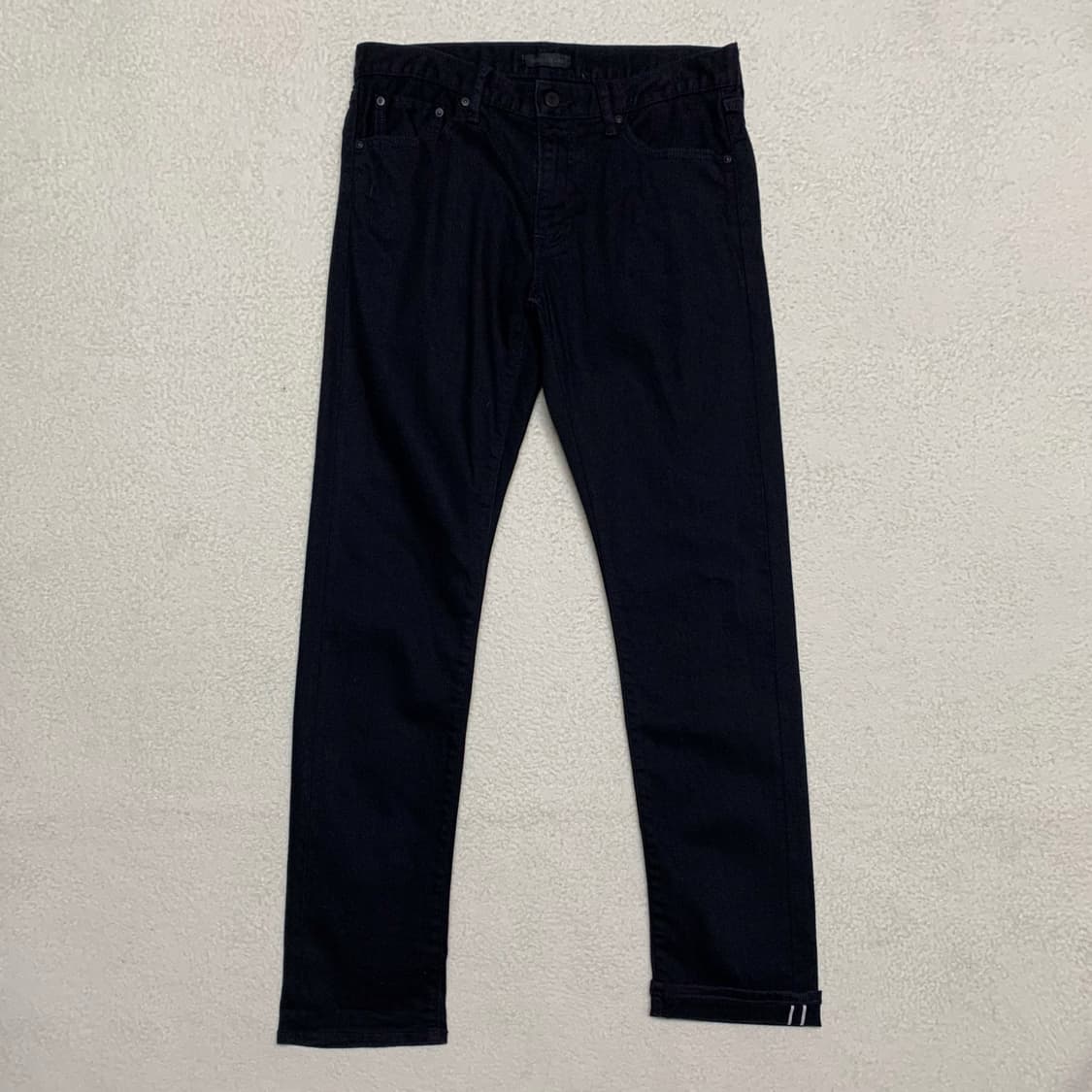 [표기 32, 실측 33] 유니클로 스트레이트핏 셀비지 블랙진 상품이미지2