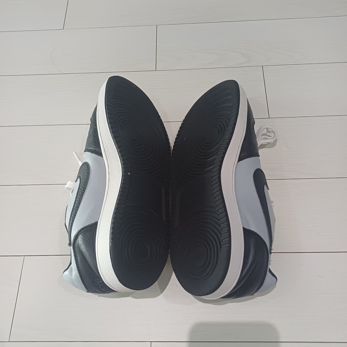 265 나이키 범고래 에버논 로우 검흰 상품이미지3