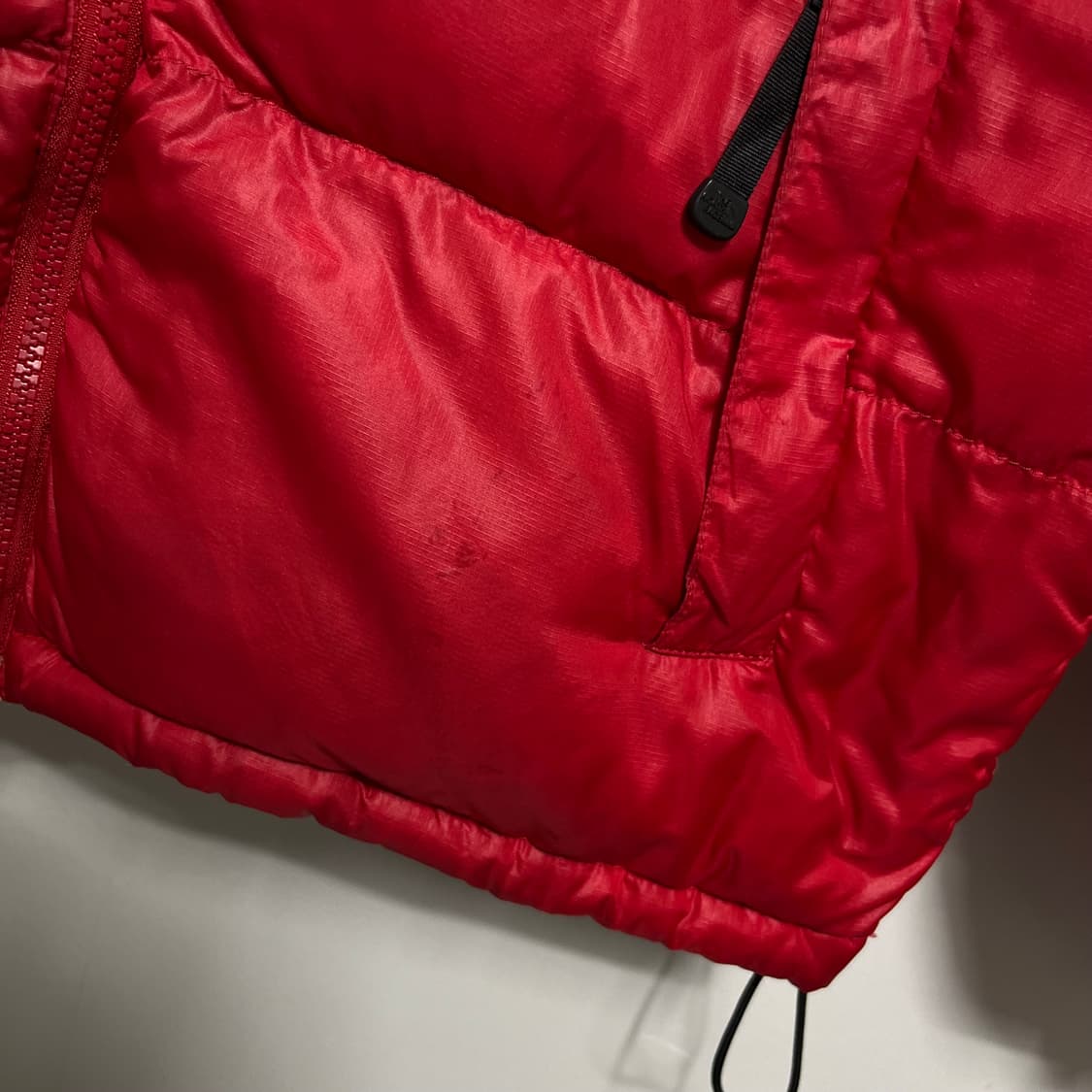 노스페이스 눕시 패딩 레드 90 상품이미지5