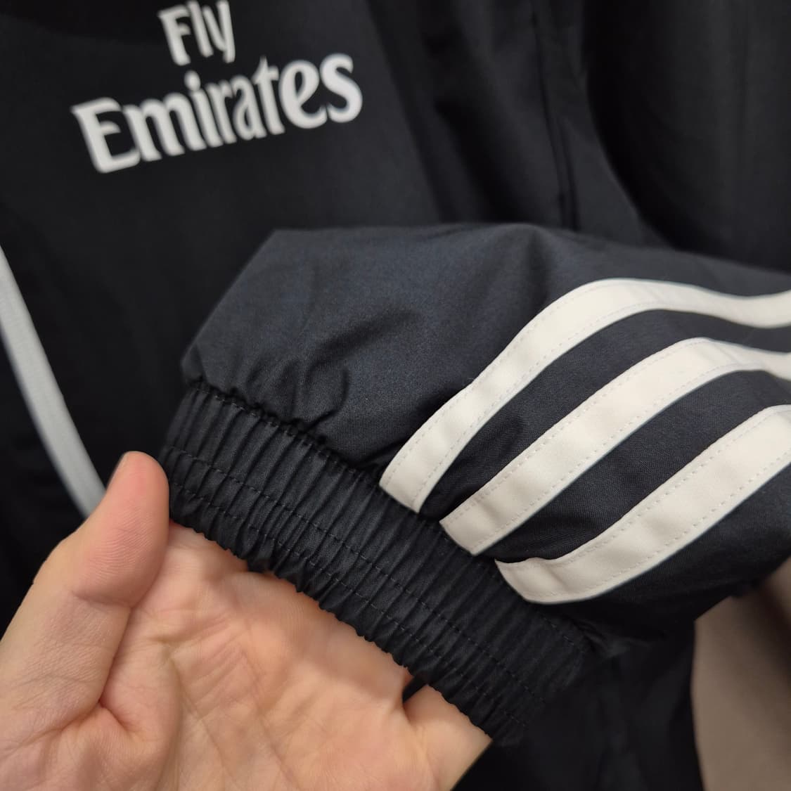 아디다스 레알 마드리드 윈드브레이커 L 상품이미지4