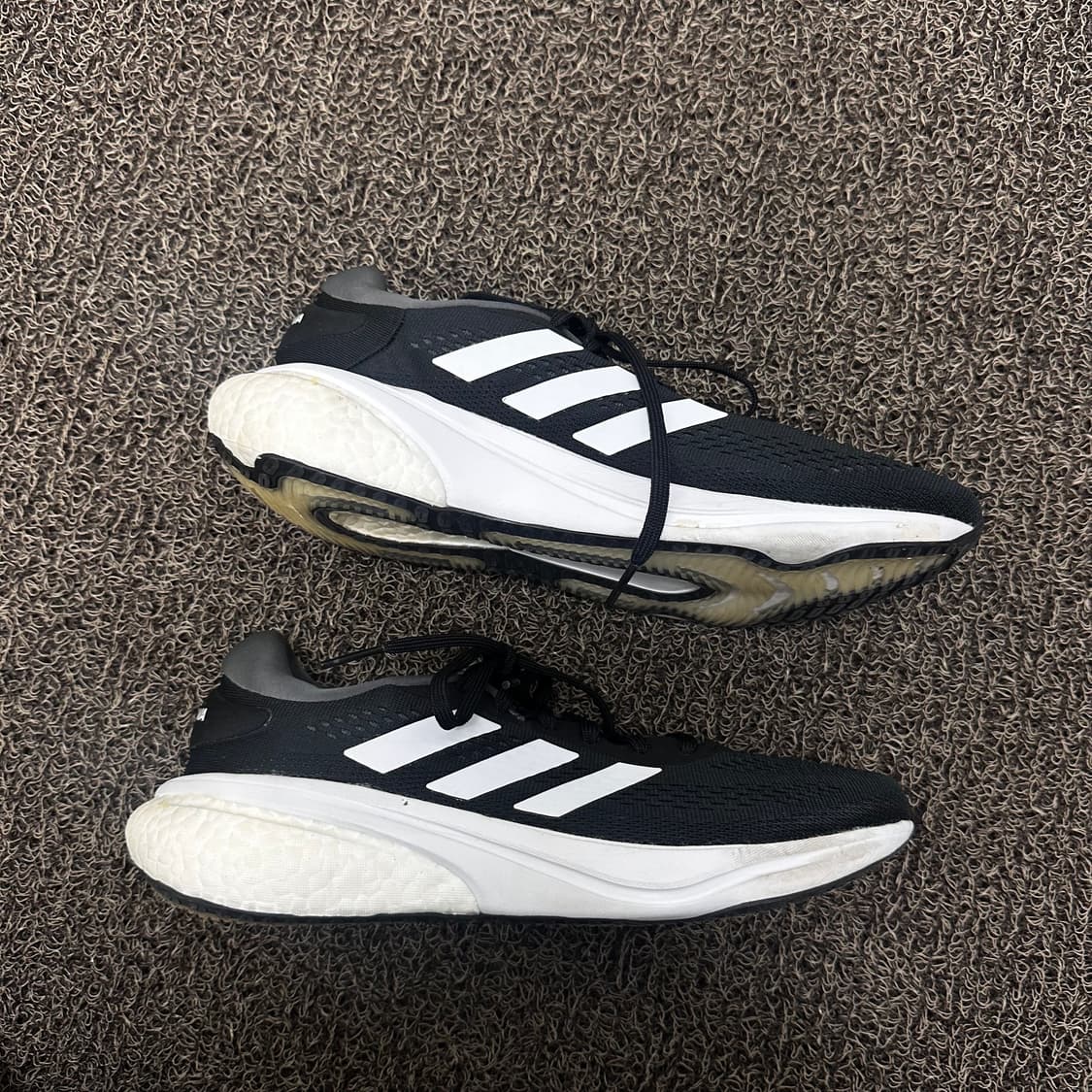 아디다스 슈퍼노바 운동화 러닝화 블랙 270 상품이미지4