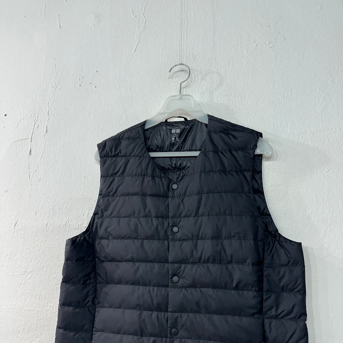 유니클로 울트라라이트다운 경량패딩조끼 M 상품이미지2