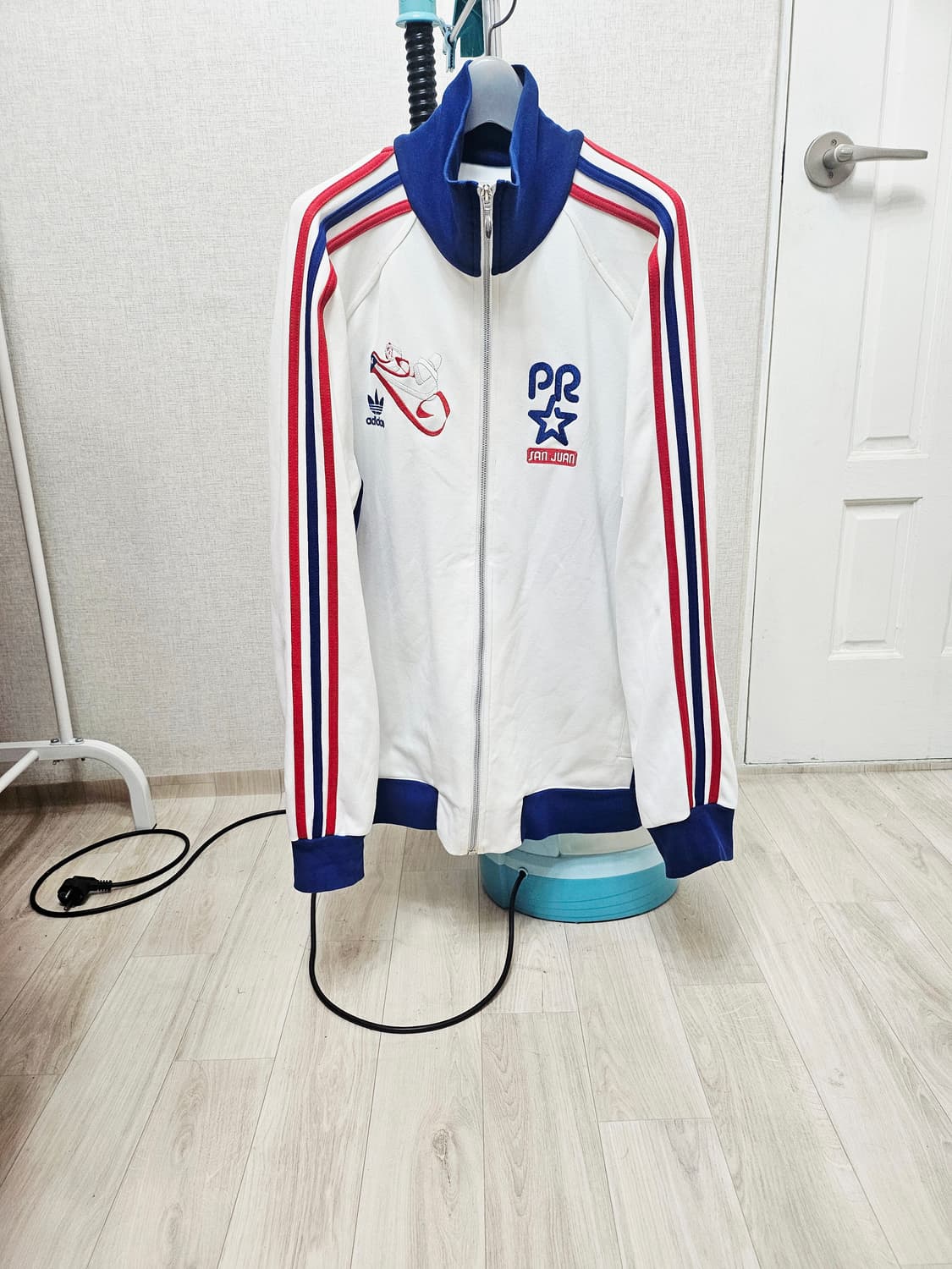 (110)2XL☆우주매물☆아디다스 파이어버드푸에르토리코[흰파빨]트랙탑져지 상품이미지1