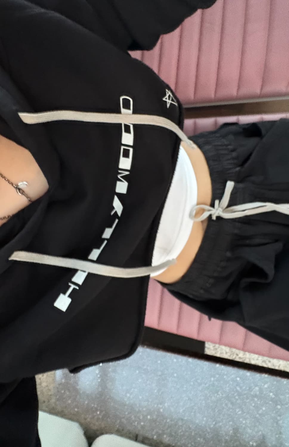 Hollywood Cropped Hoodie 상품이미지4