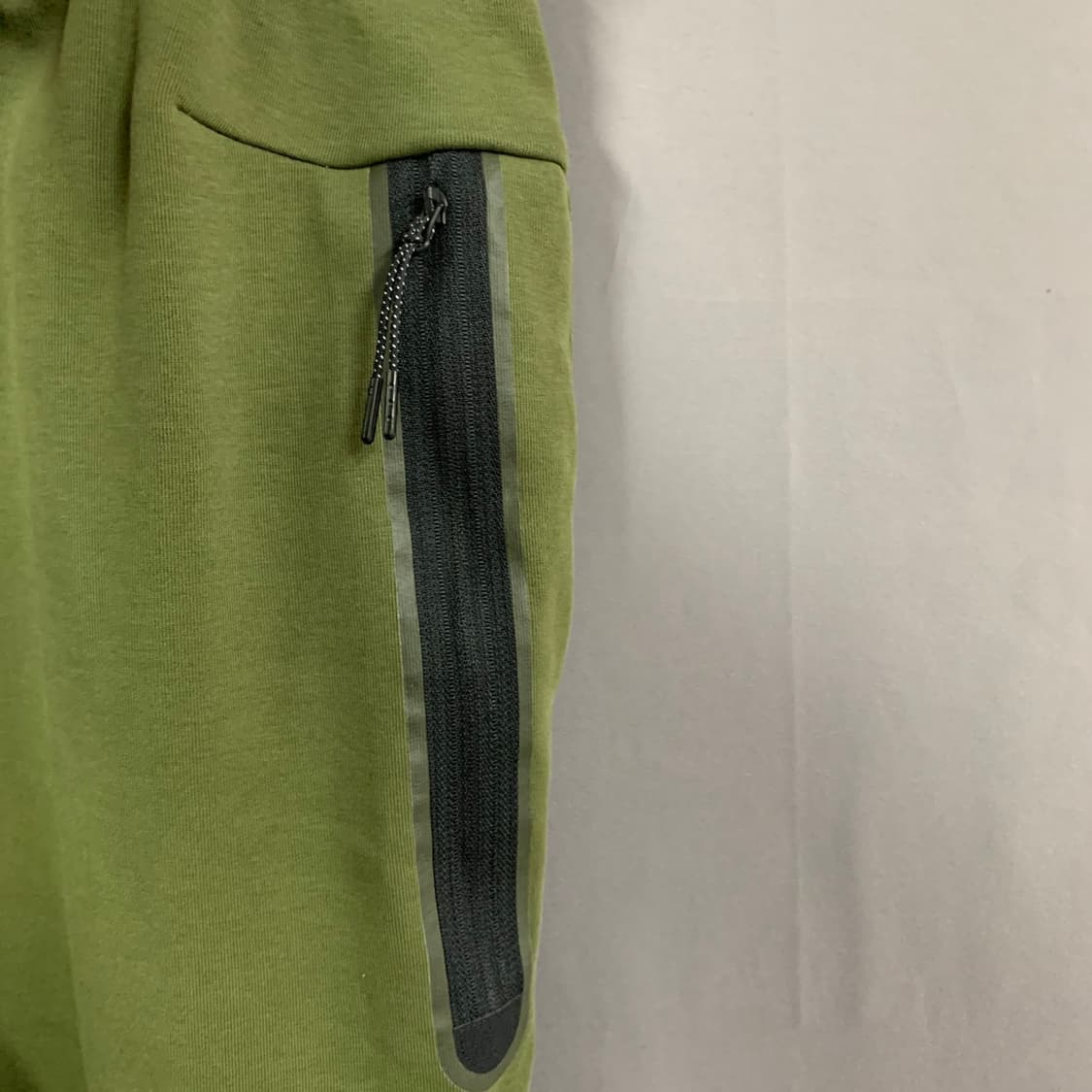 XL 나이키 테크팩 테크 플리스 카키 조거팬츠 상품이미지5