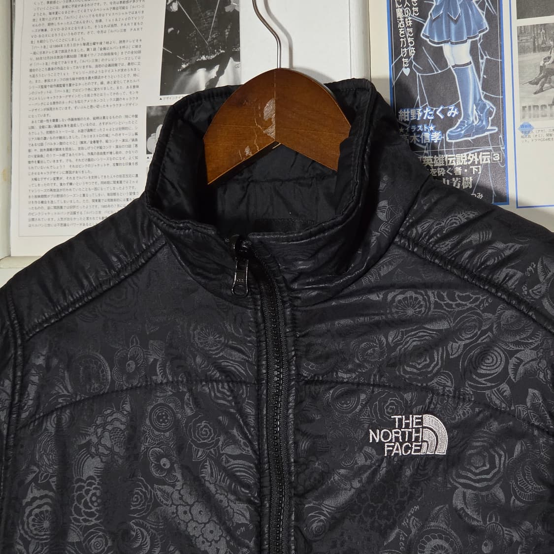 노스페이스 페이즐리 블랙 경량 패딩 상품이미지2