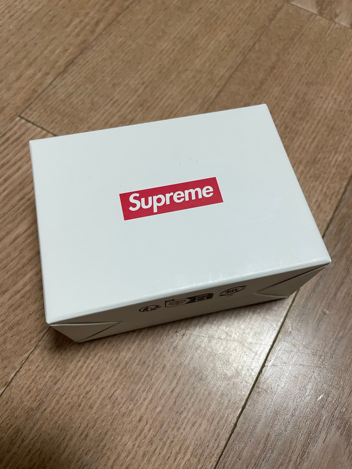 슈프림 카메라 키링 25fw 상품이미지1