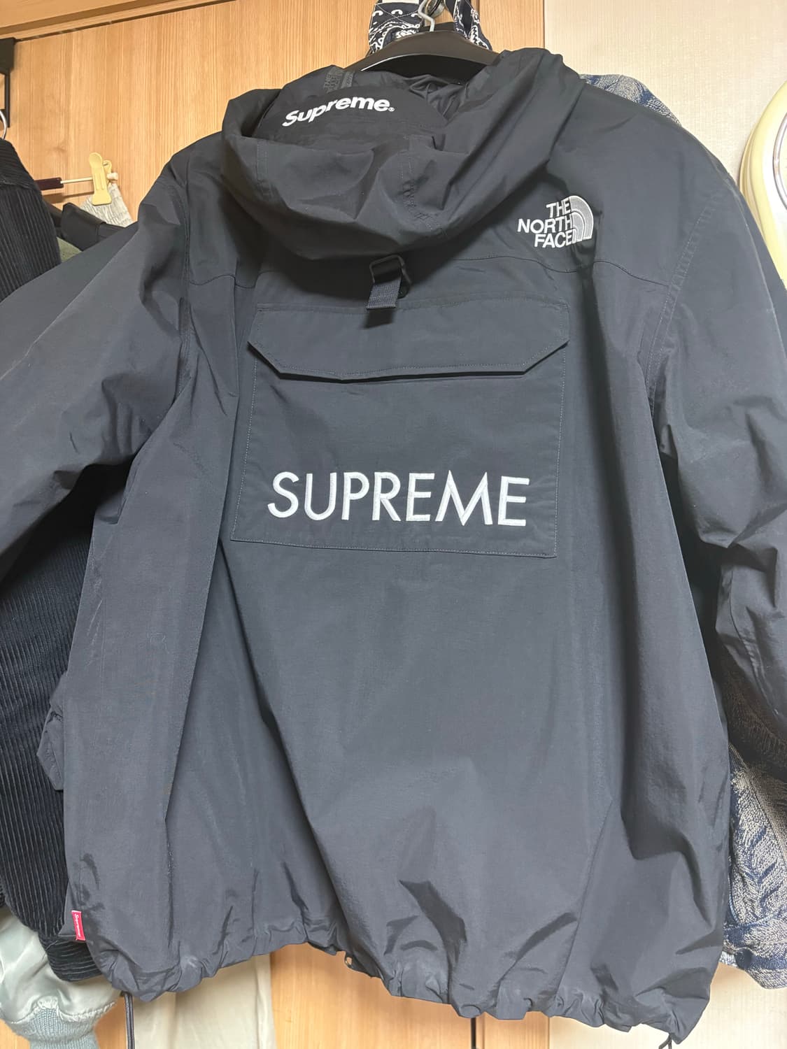 슈프림 노스페이스 카고 자켓 상품이미지2