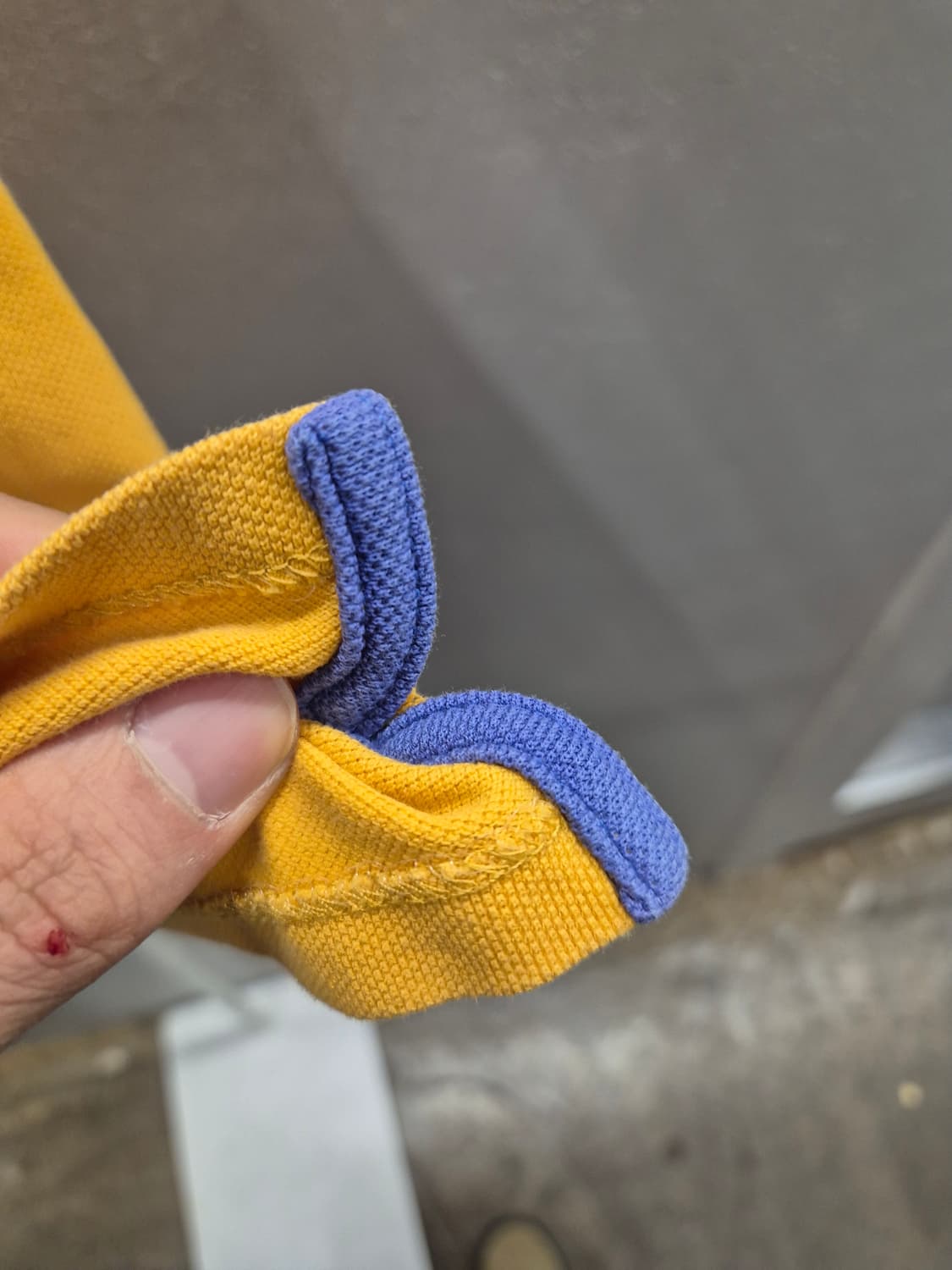 에트로 옐로우 카라 반팔 티셔츠 46 상품이미지5