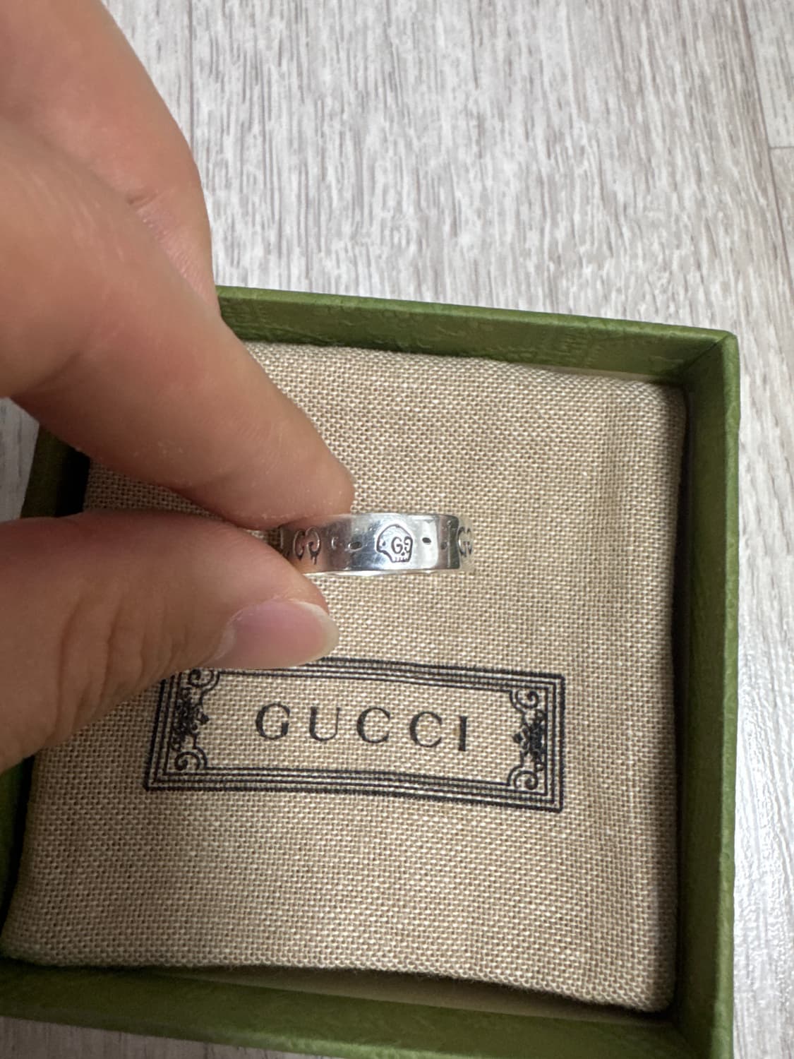 구찌 고스트링 6mm 18호 상태최상 상품이미지2