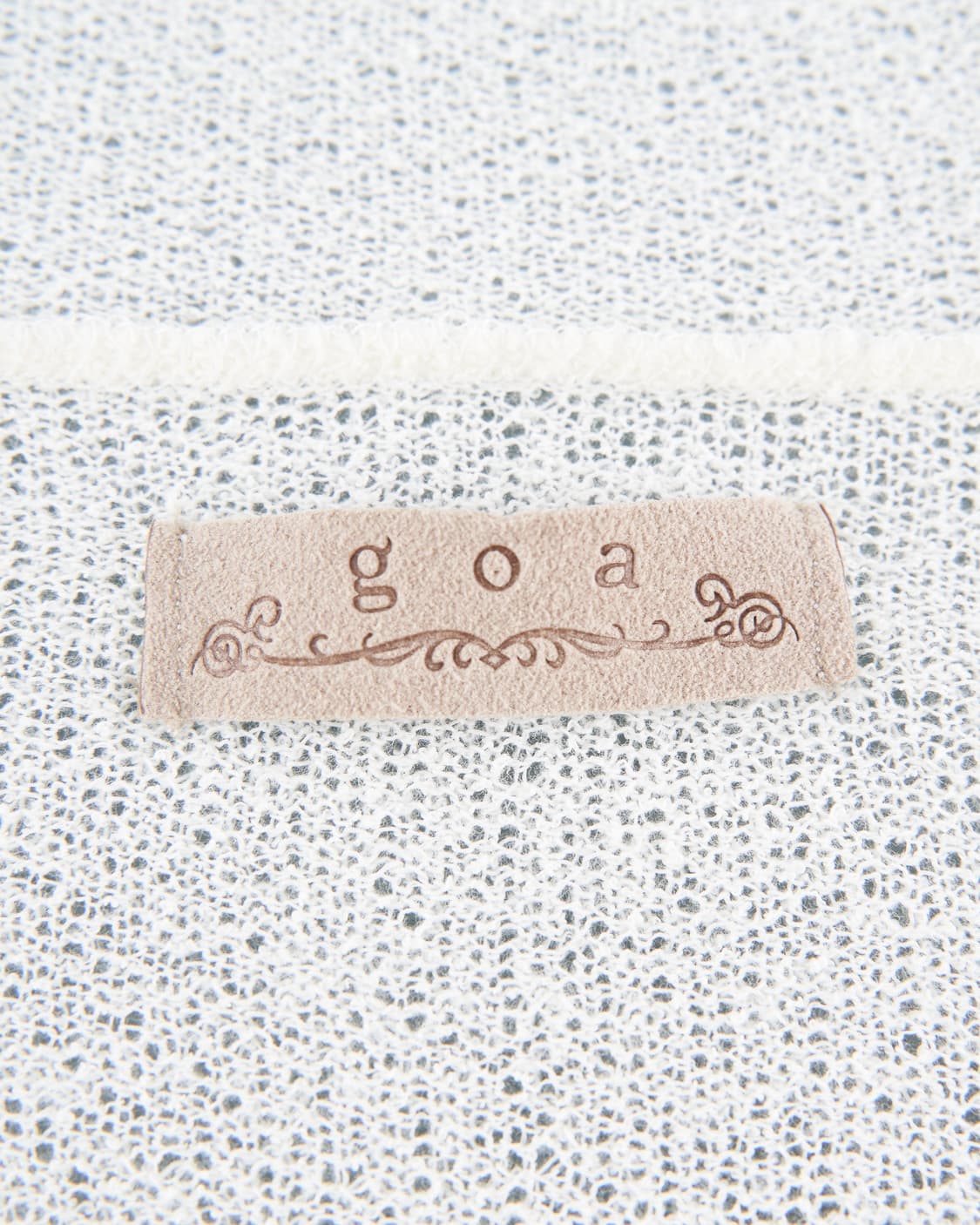 G.O.A 아이보리 언발 디테일 가디건 상품이미지5