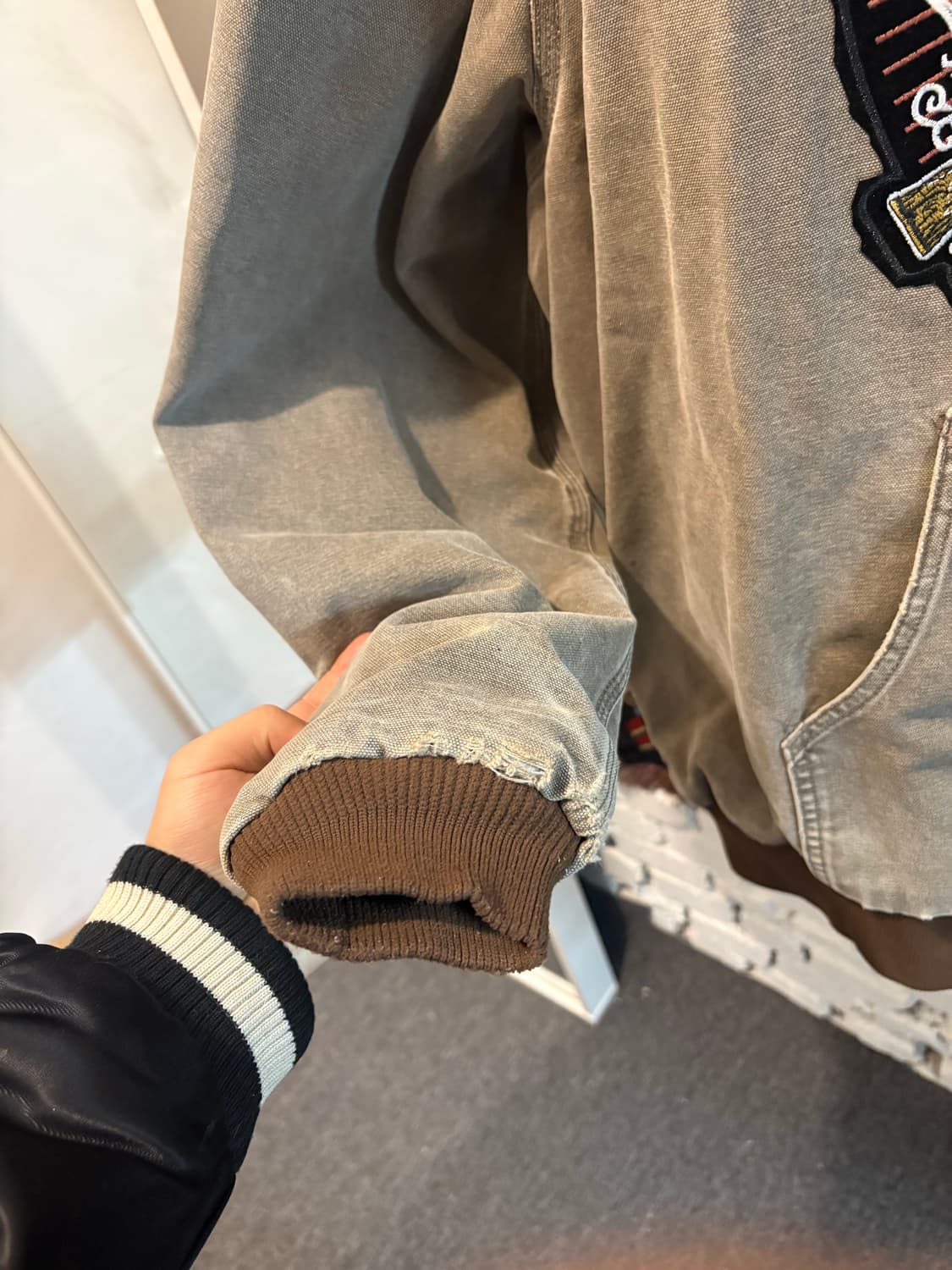 칼하트 J140 커스텀 엑티브 후드 워크자켓 상품이미지9