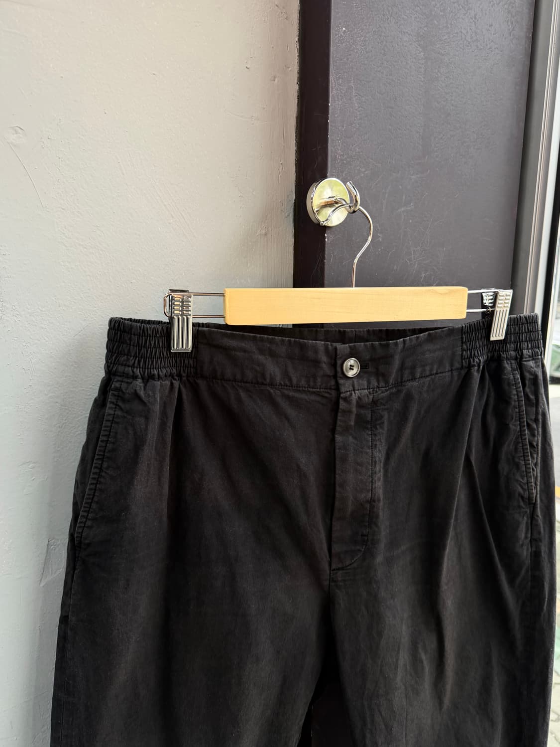 48/ 구찌 백로고 패치 가먼트다잉 치노팬츠 상품이미지3