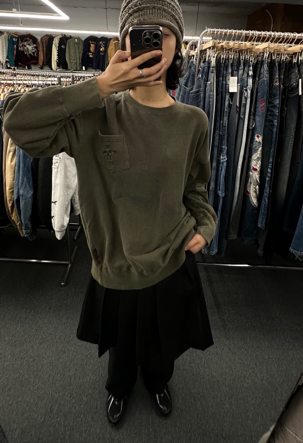 OS)도그타운 Dogtown y2k 포켓 디테일 백프린팅 스웻셔츠 상품이미지3