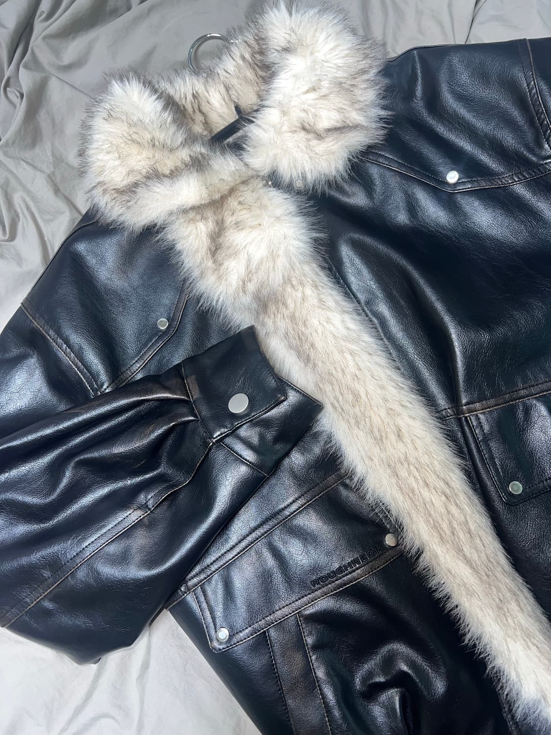 러프넥 워싱 레더 무스탕 자켓 상품이미지4