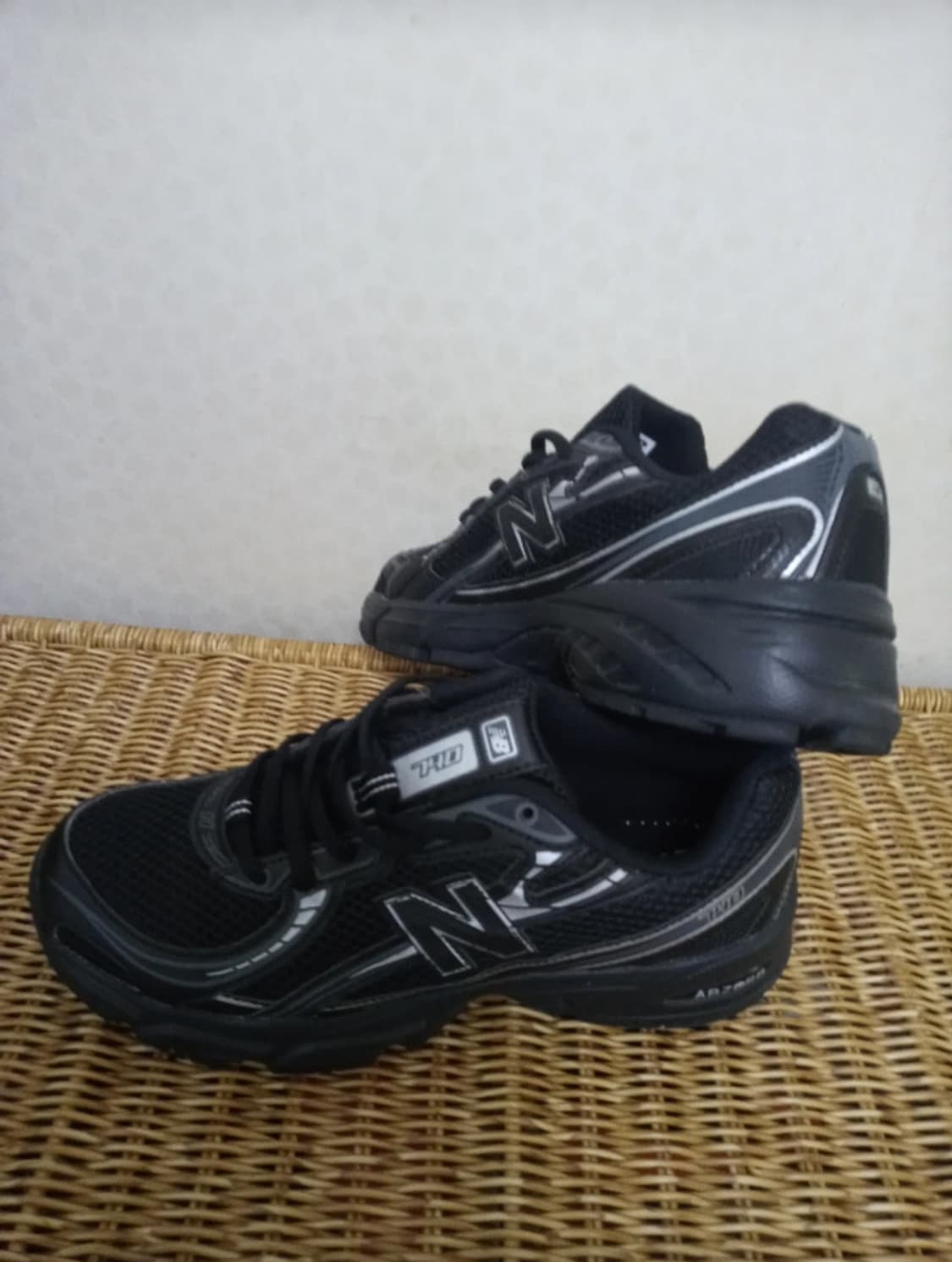 뉴발란스 740 블랙 새상품[270] 상품이미지2