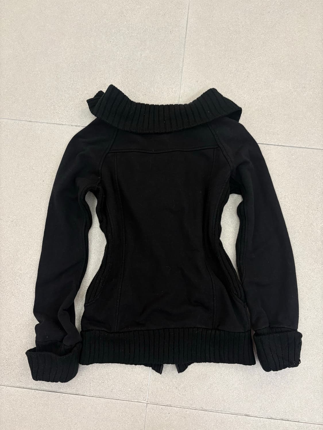 블랙 y2k 포켓 집업 상품이미지4