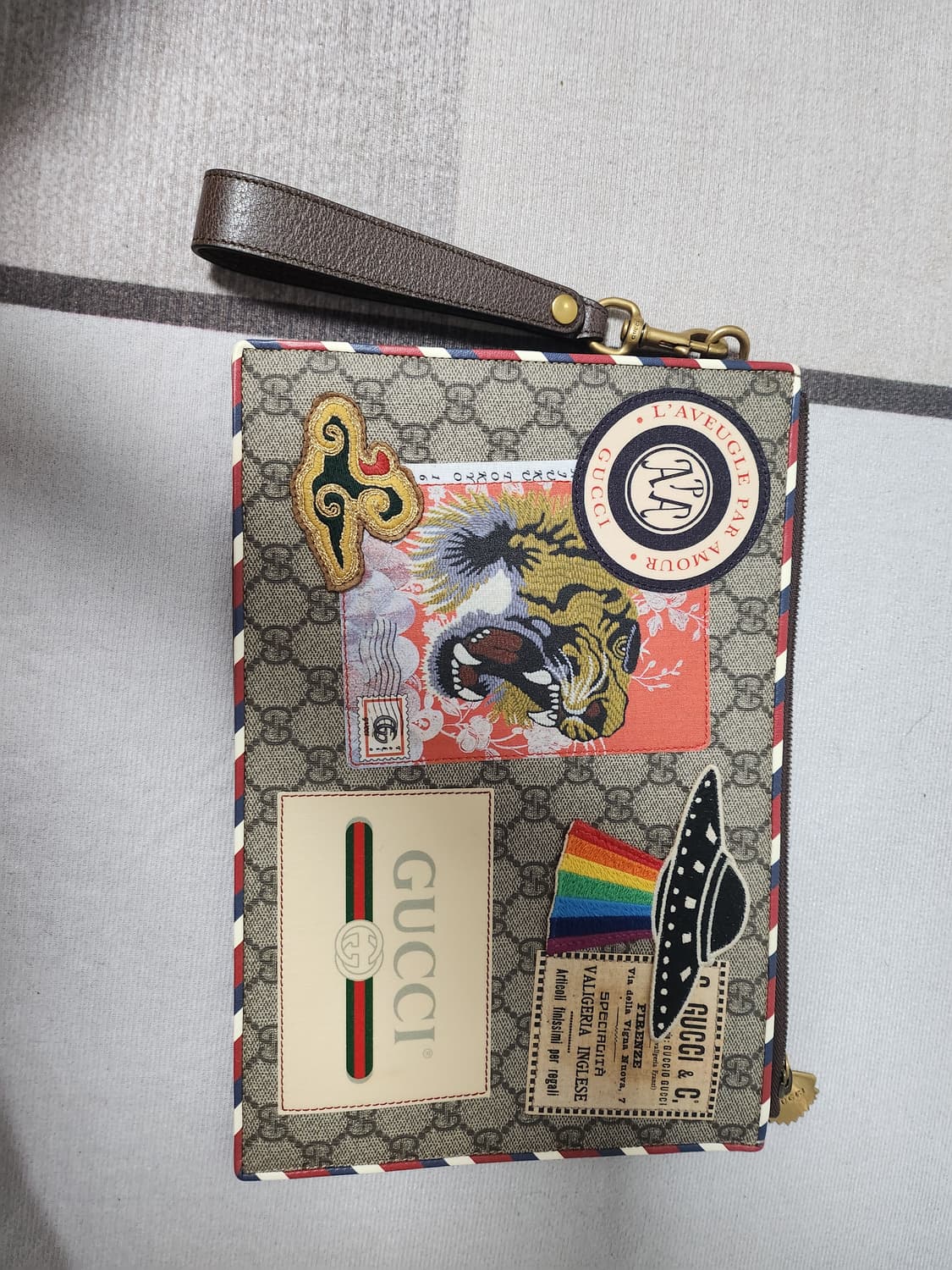 구찌 쿠리에 클러치 상품이미지2