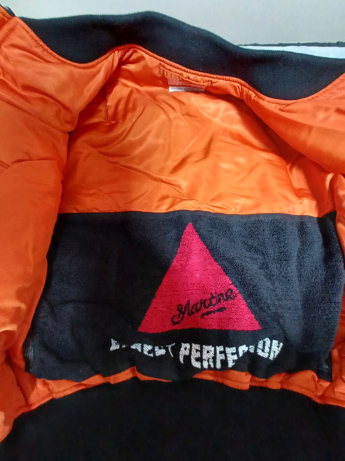 급처))마틴로즈 클래식 봄버 블랙 21ss M 크롭핏 상품이미지4