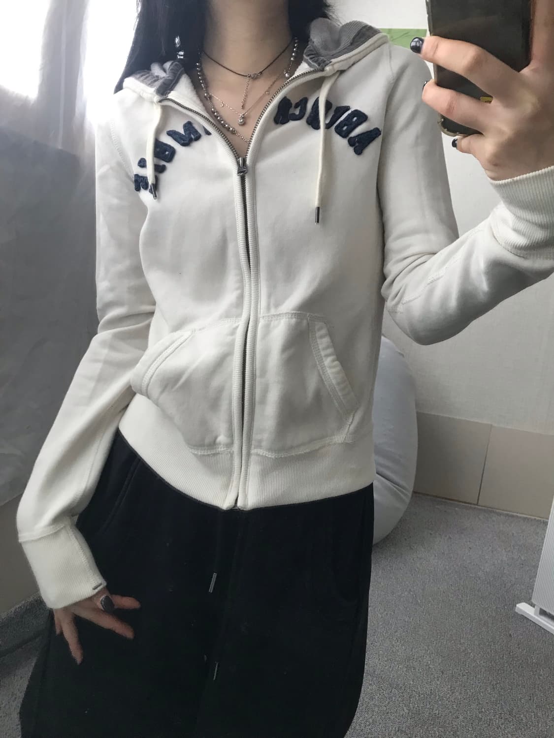 아베크롬비 아이보리 딱붙핏 후드집업 상품이미지1