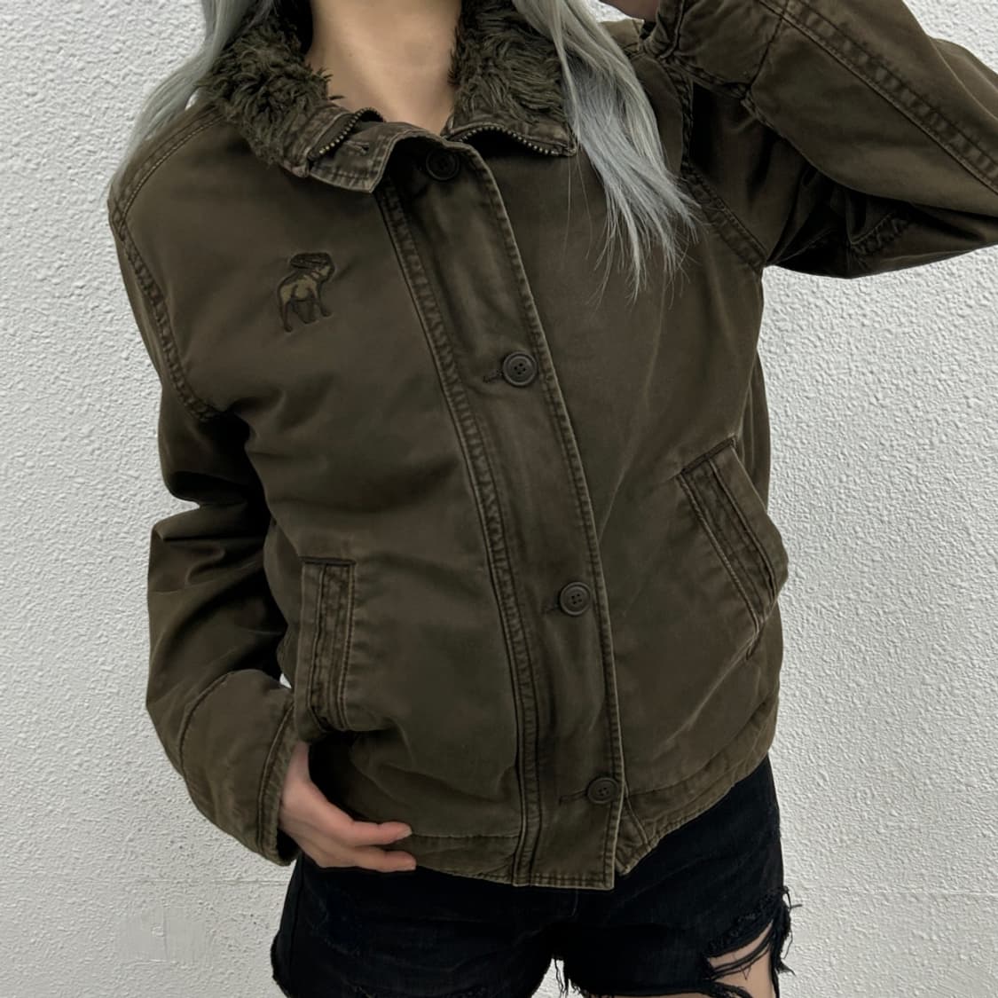 아베크롬비 y2k 아디론닥 딥카키 울프죠 자켓 L 상품이미지1