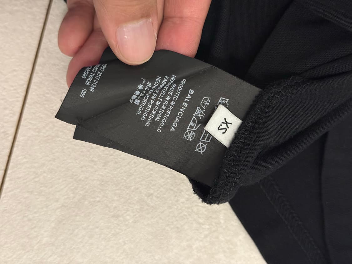 발렌시아가 2017 웨이브로고 오버핏 반팔 블랙 상품이미지8