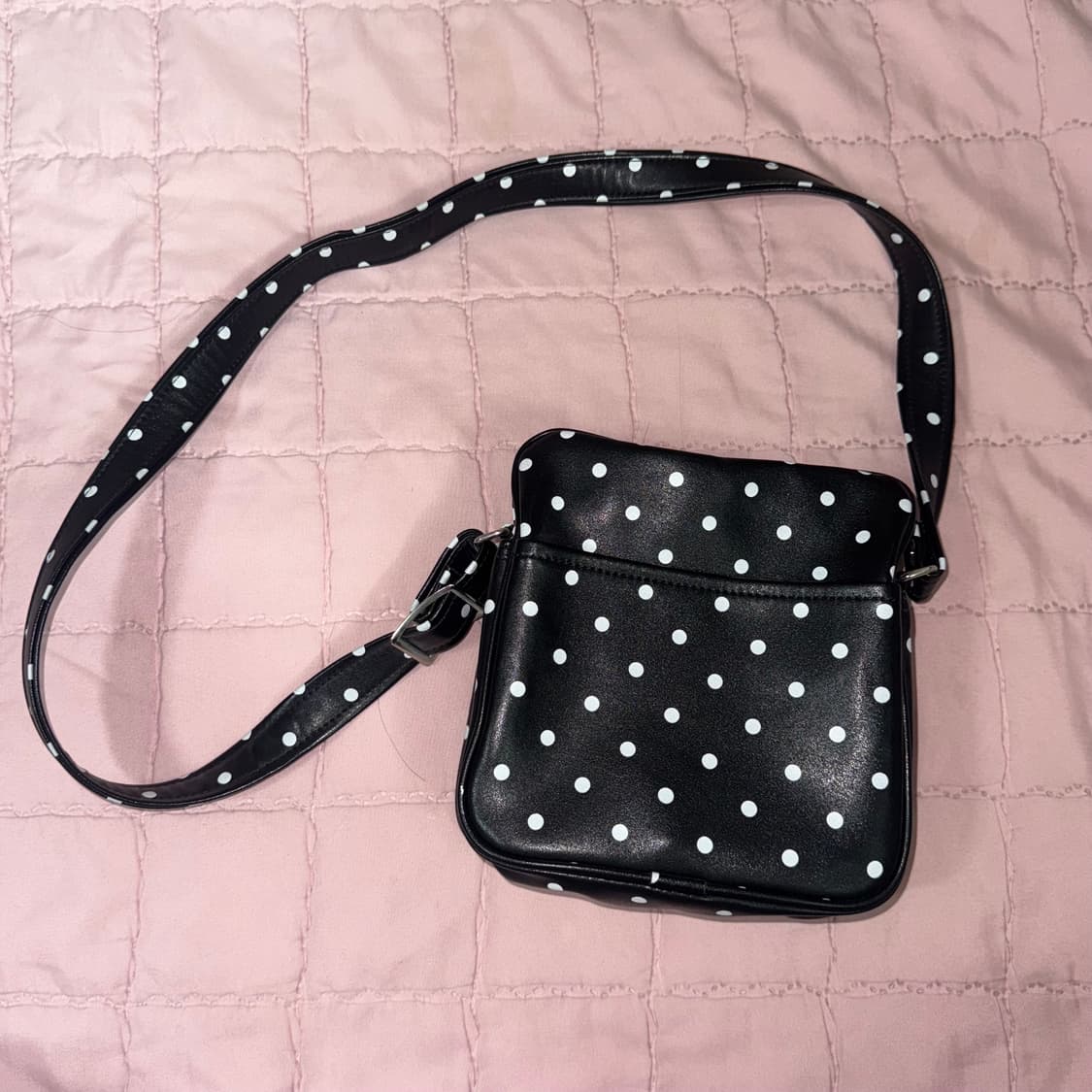꼼데가르송 걸 도트 크로스백  상품이미지1