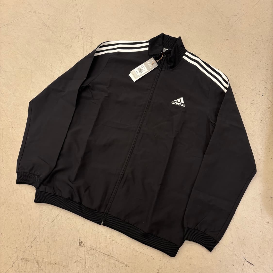 아디다스 이큅먼트 블랙 트랙탑 져지 상품이미지1