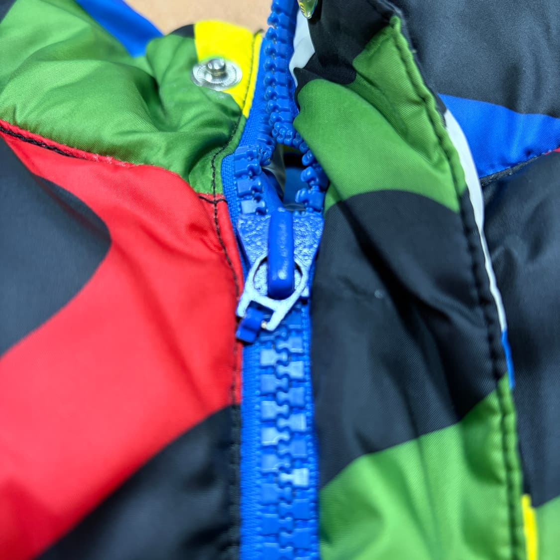 아디다스 불꽃 멀티컬러 레트로 패딩 상품이미지6