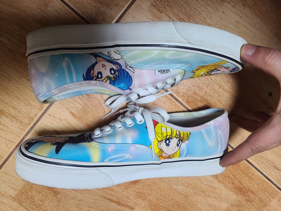 반스 어센틱 세일러문 한정판 260 상품이미지5