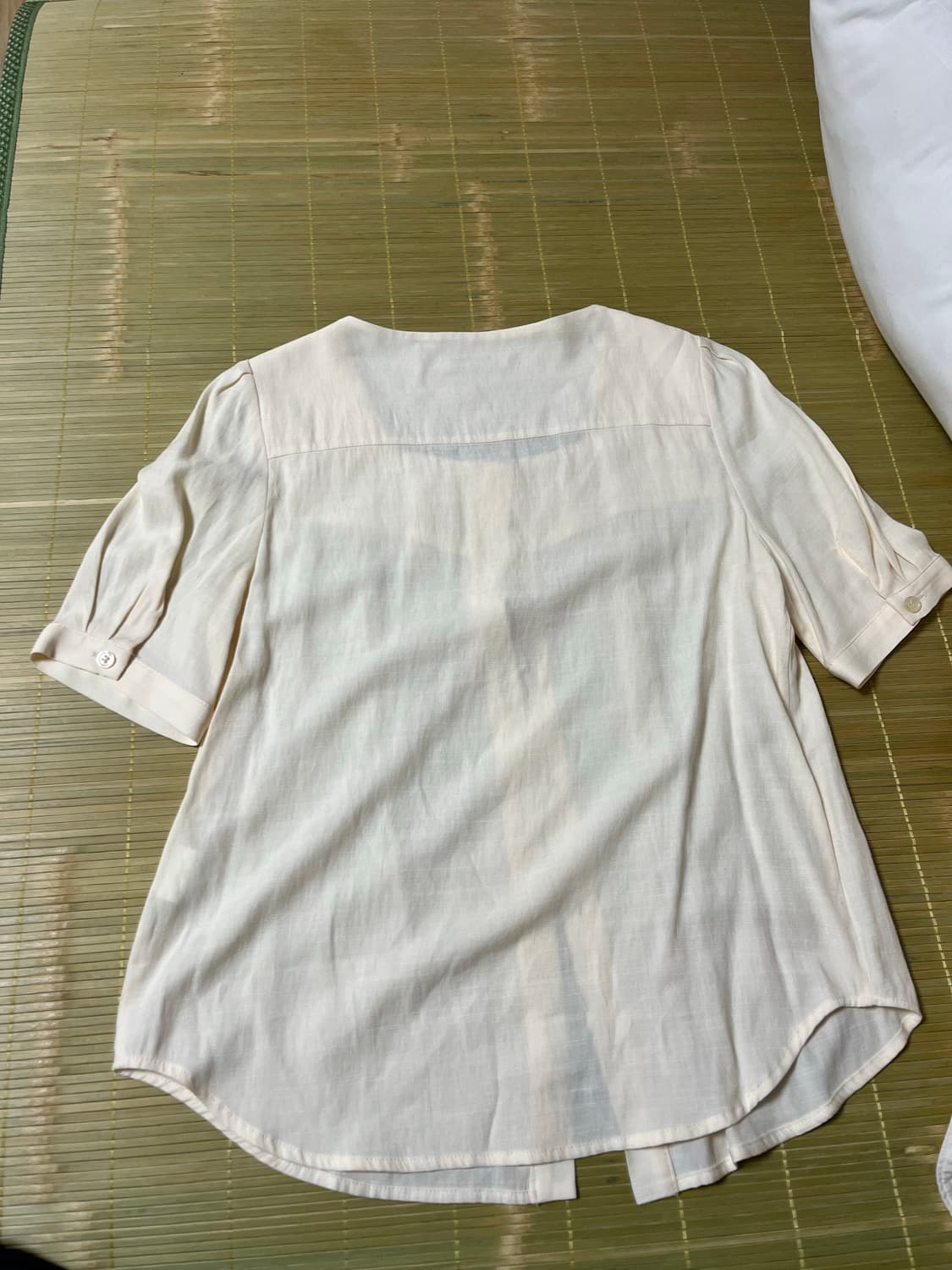 로엠 스퀘어넥 블라우스 상품이미지2