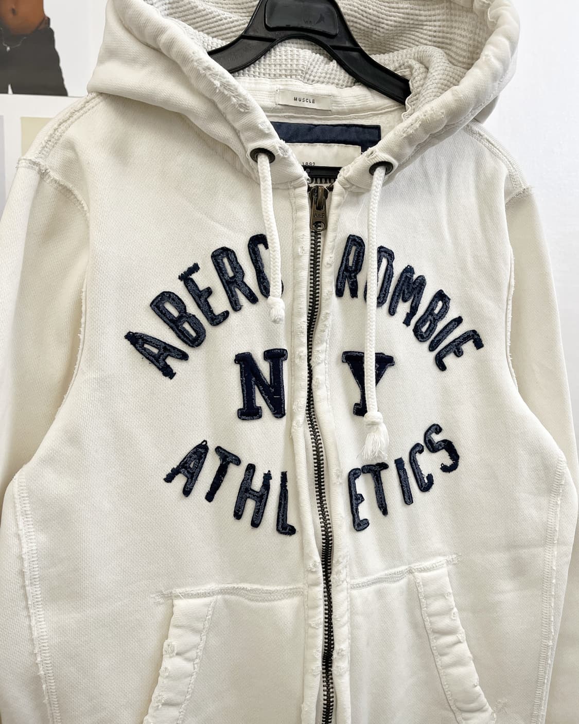 아베크롬비 아플리케 로고 후드집업 크림 아이보리 상품이미지6