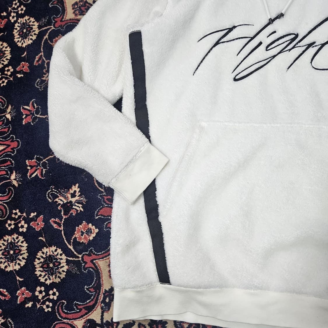 조던 플라이트 빅로고 플리스 후드 상품이미지3