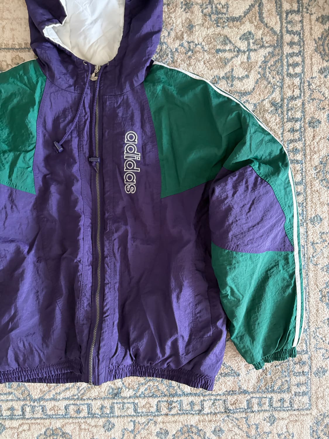 아디다스 올드스쿨 바람막이 누빔점퍼 상품이미지4