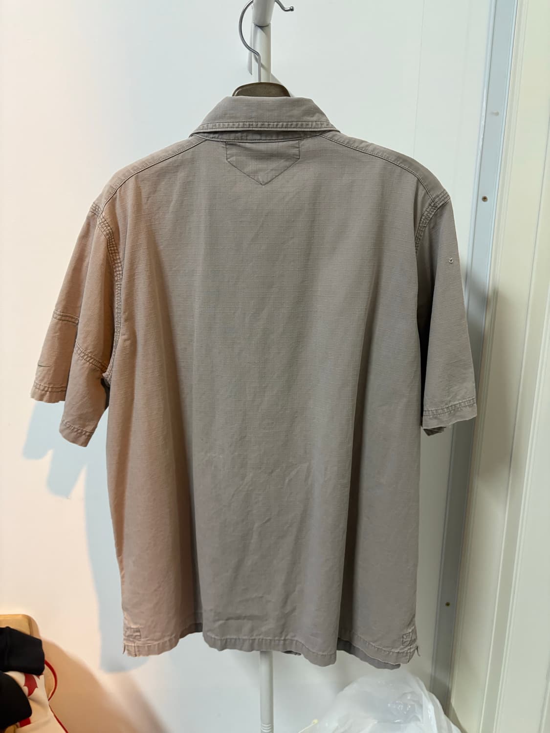 나이키 반팔 셔츠 XL 베이지 상품이미지5